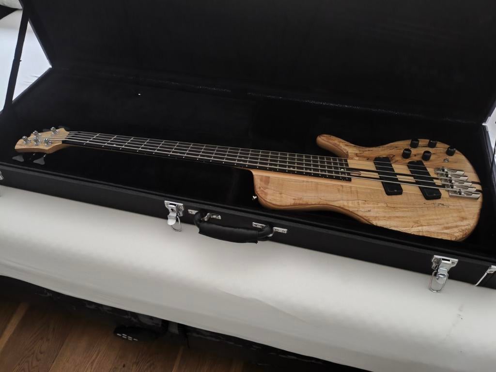 Cort A5 scms / Yamaha bb435 / cort b5, Musique & Instruments, Instruments à corde | Guitares | Basses, Enlèvement