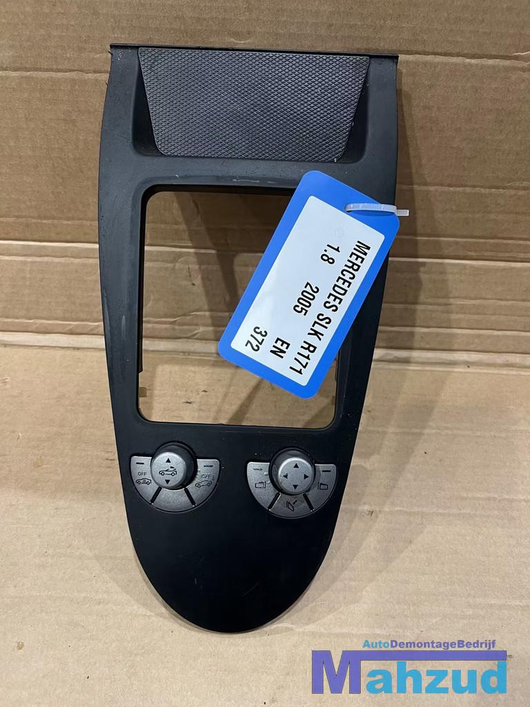 MERCEDES SLK R171 dak spiegel schakelaar middenconsole, Gebruikt, Mercedes-Benz AG, Mercedes-Benz, Mercedesstrasse 120
70372  Stuttgart, DE
