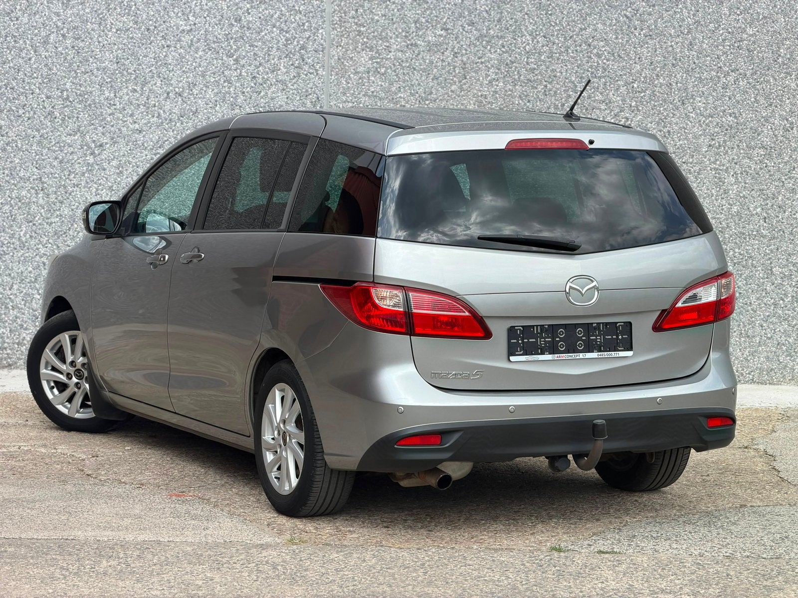 Mazda 5 1.8 Essence 2013 EURO 5 7 places Garantie 12 Mois, Autos, Achat, Entreprise, Boîte manuelle, 5 portes