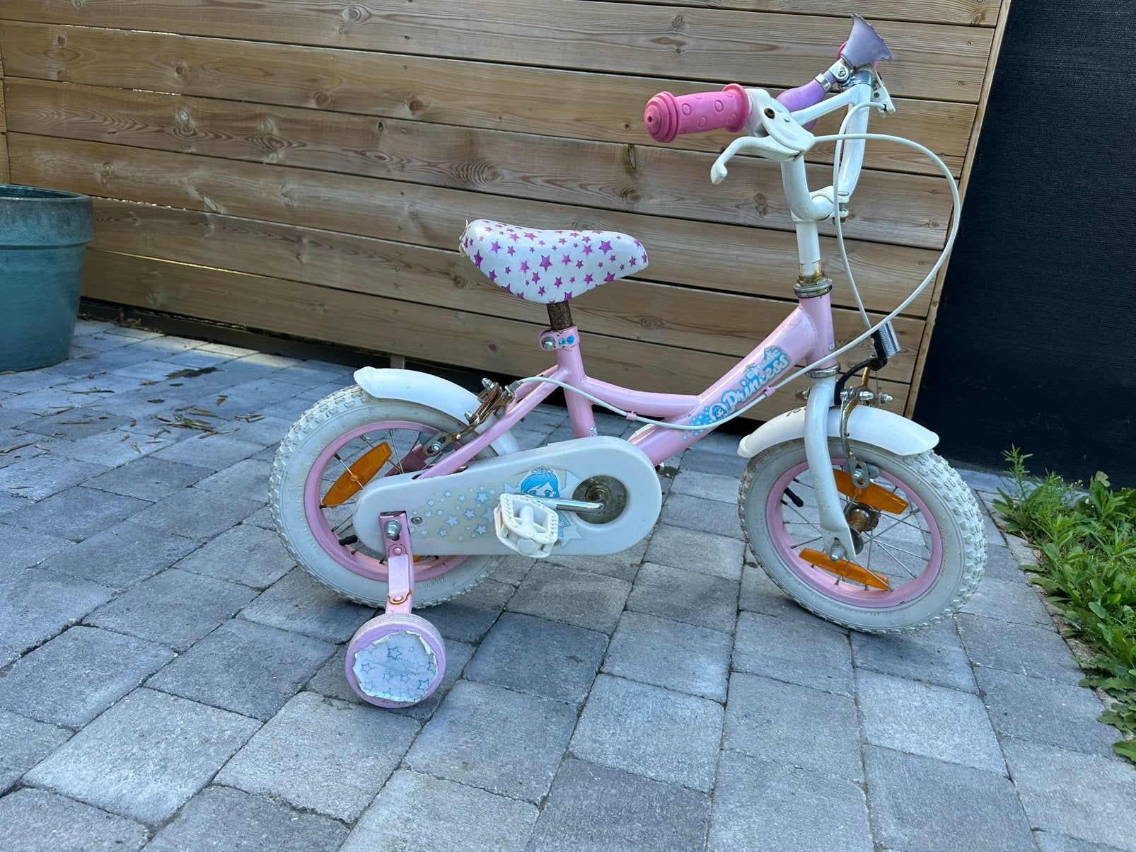 Meisjesfiets met wieltjes, Fietsen en Brommers, Fietsen | Kinderfietsjes, Ophalen, Gebruikt, Zijwieltjes