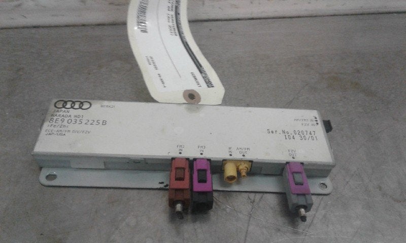 ANTENNE VERSTERKER Audi A4 Avant (B6) (01-2001/01-2005), Gebruikt, Audi