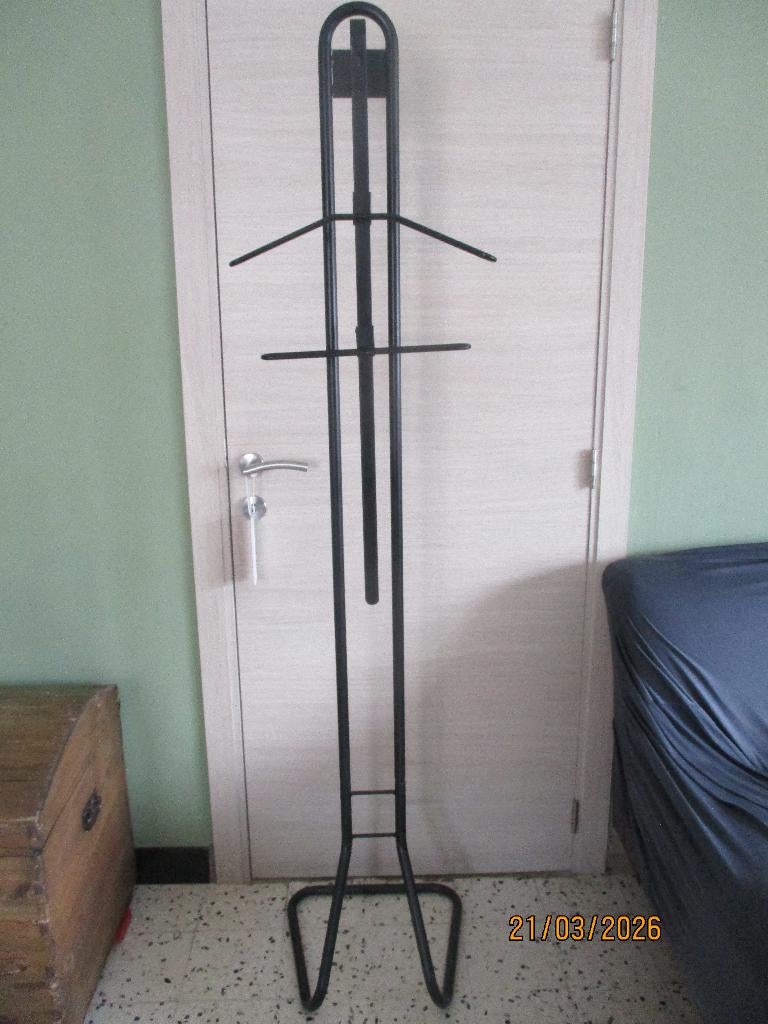 valet de chambre, Maison & Meubles, Accessoires pour la Maison | Portemanteaux, Utilisé, Portemanteau sur pied, 150 à 200 cm, Métal
