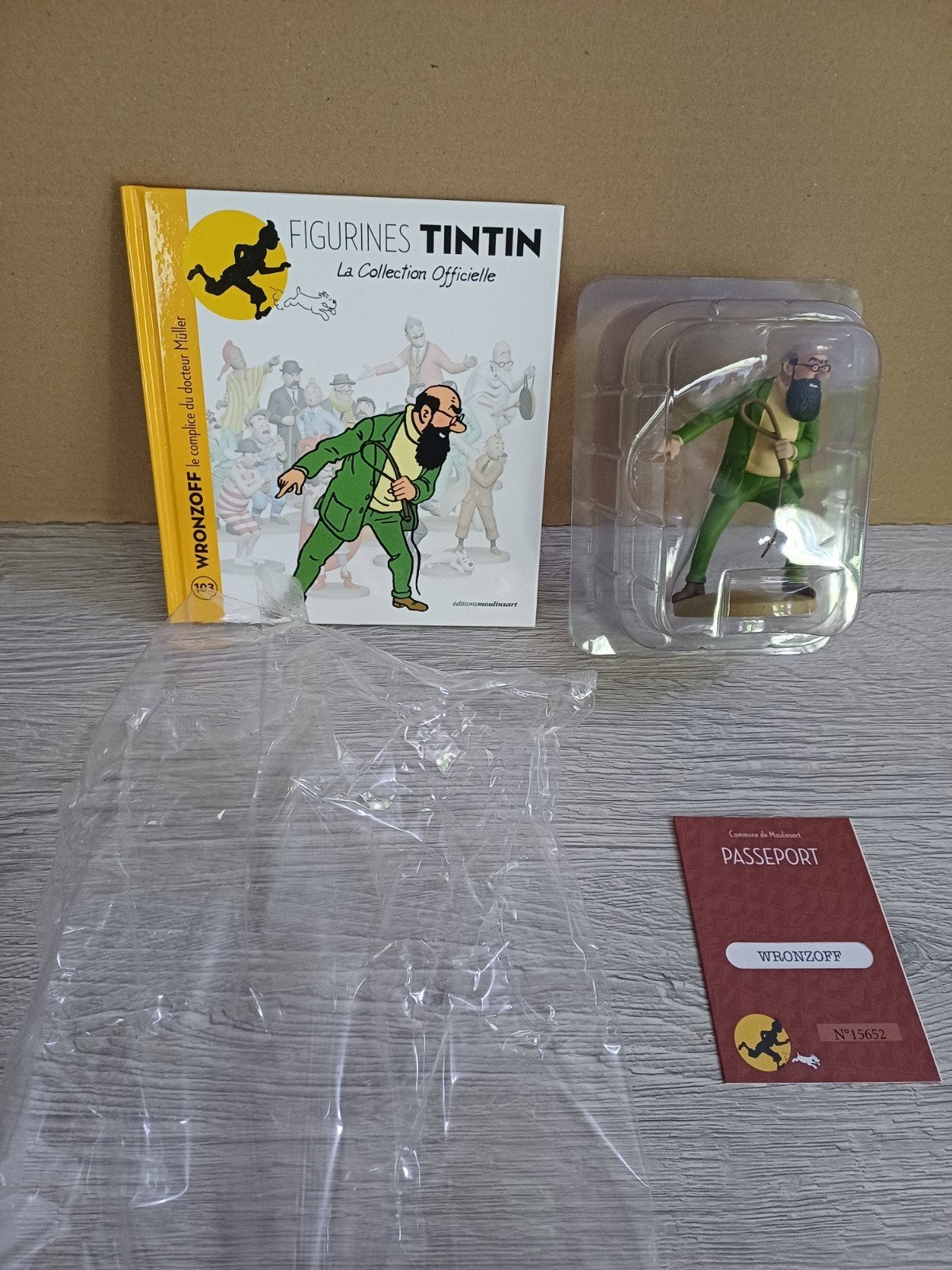 Figurine Wronzoff 103 Tintin, Collections, Personnages de BD, Comme neuf, Statue ou Figurine, Tintin, Enlèvement ou Envoi