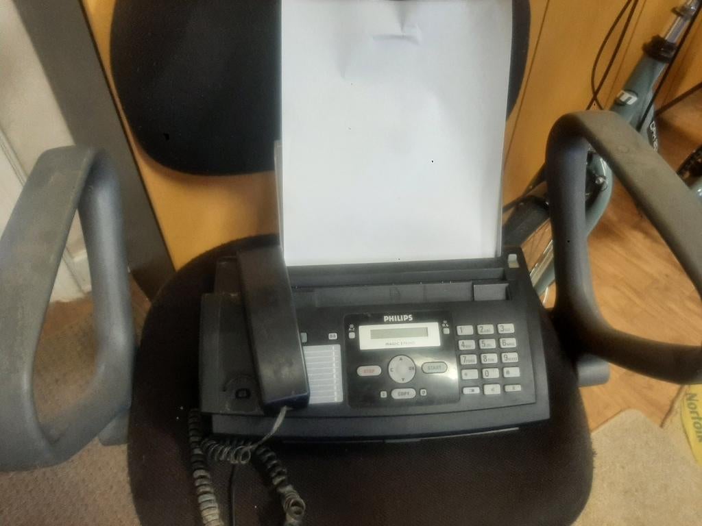 Tel fax in goed staat, Telecommunicatie, Datacommunicatie en VoIP, Ophalen