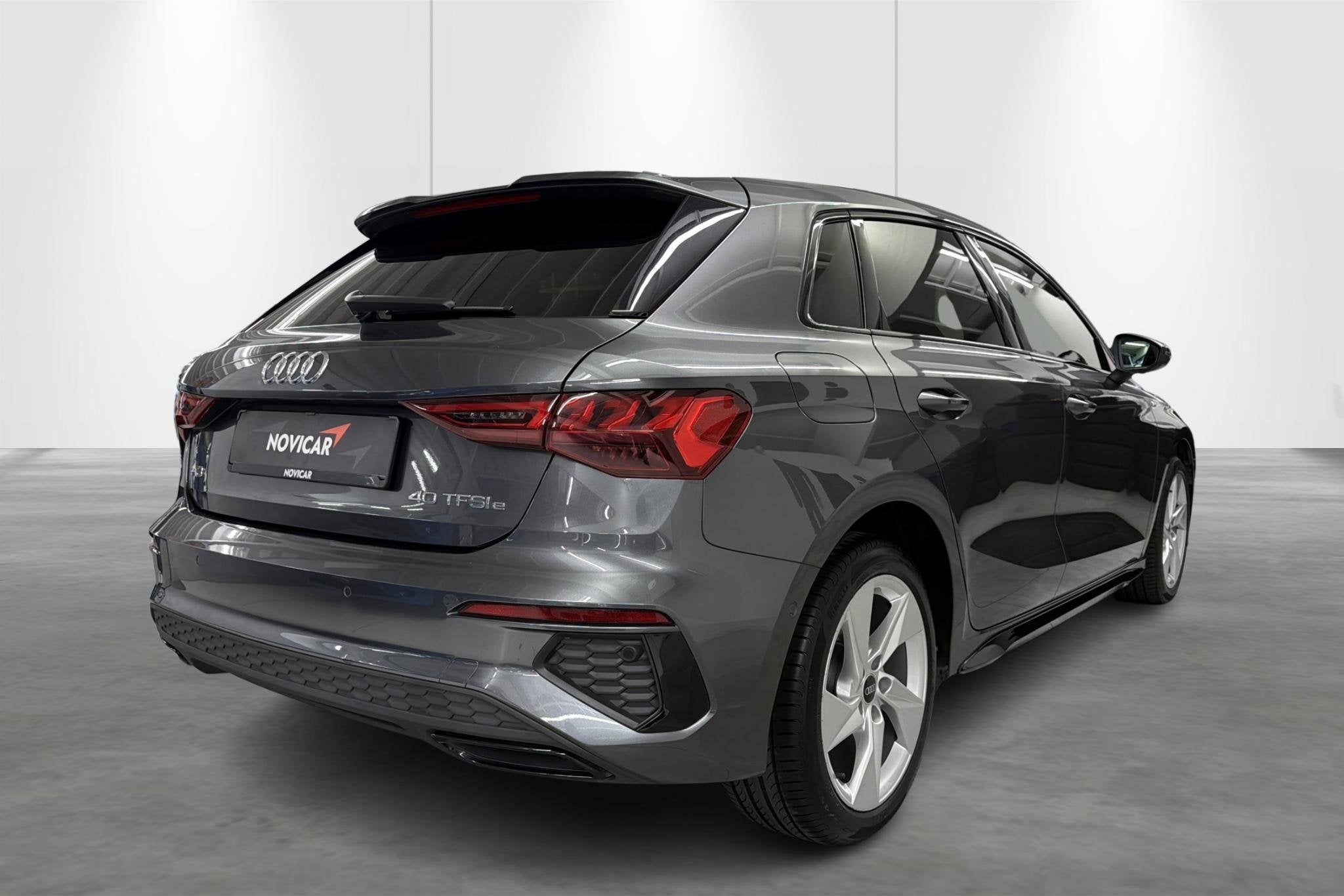 Audi A3 Sportback 1.4 40 TFSI e S Line (automatique), Autos, Argent ou Gris, Achat, Hybride rechargeable, Noir