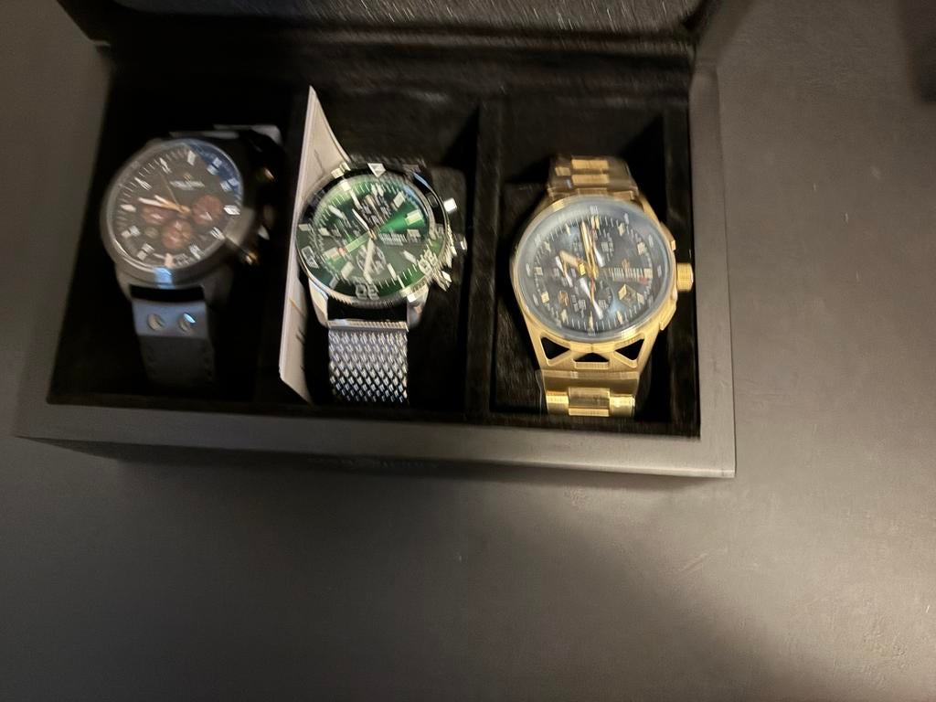 Alpha sierra hologebox., Enlèvement, Neuf, Montre-bracelet, Autres marques