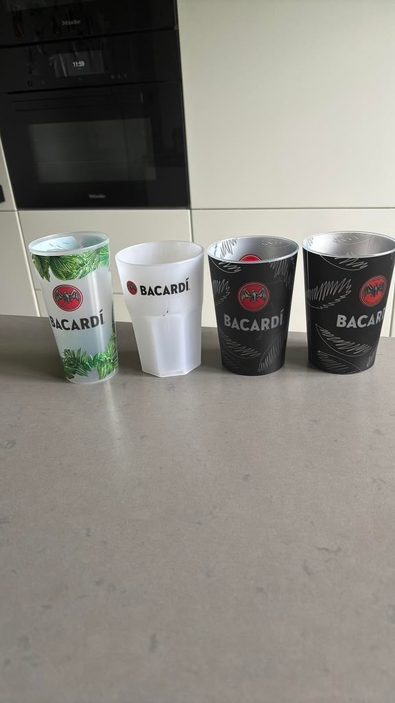 Bacardi bekers 4 stuks, Verzamelen, Ophalen of Verzenden