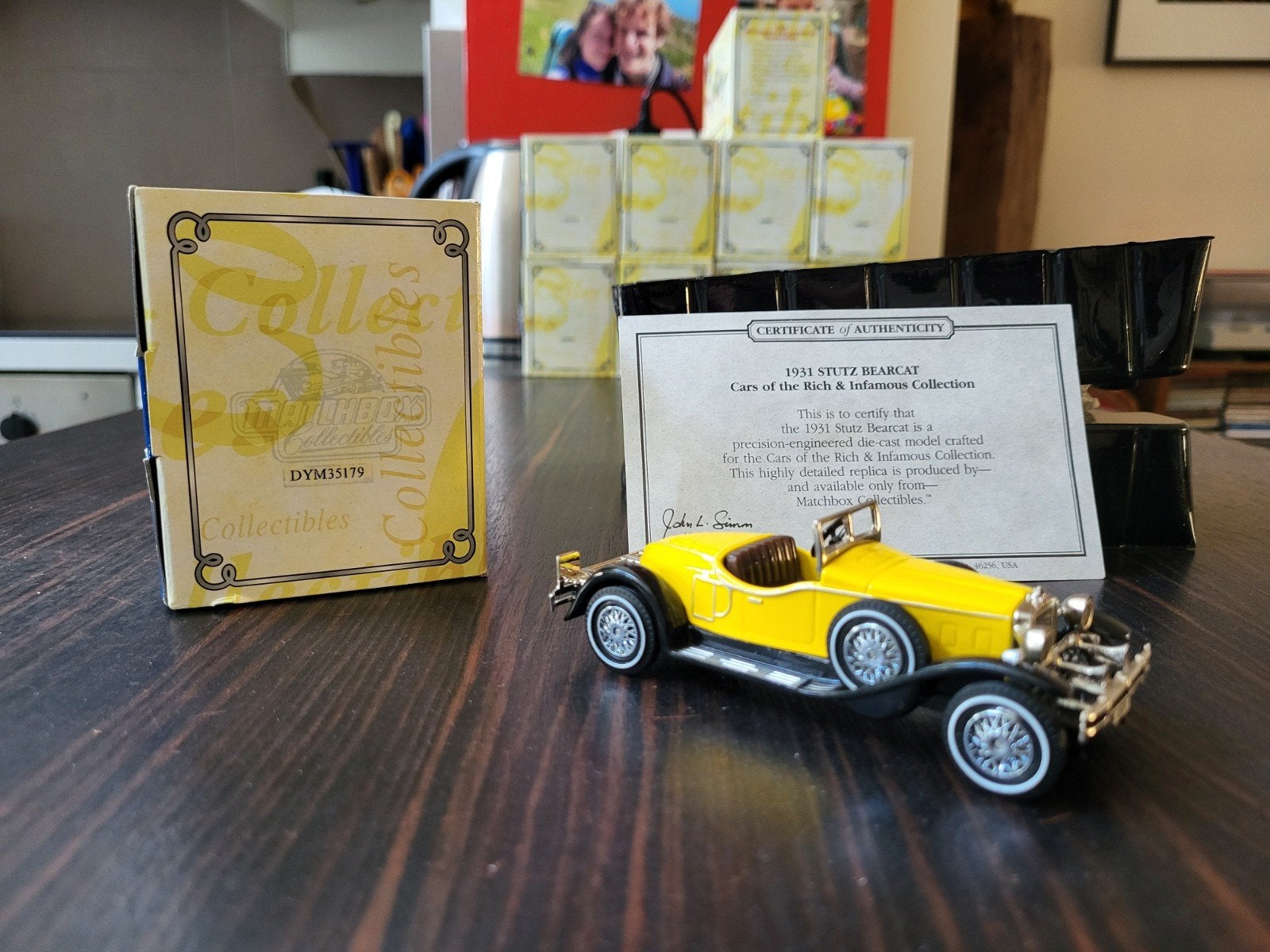 Dinky Matchbox DYM35179 1931 Stutz Bearcat Yellow Diecast, Enlèvement ou Envoi, Matchbox