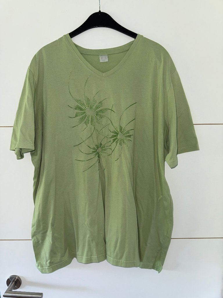 T-shirt vert à motif, Kleding | Dames, T-shirts, Sans marque, Maat 46/48 (XL) of groter, Ophalen of Verzenden, Zo goed als nieuw