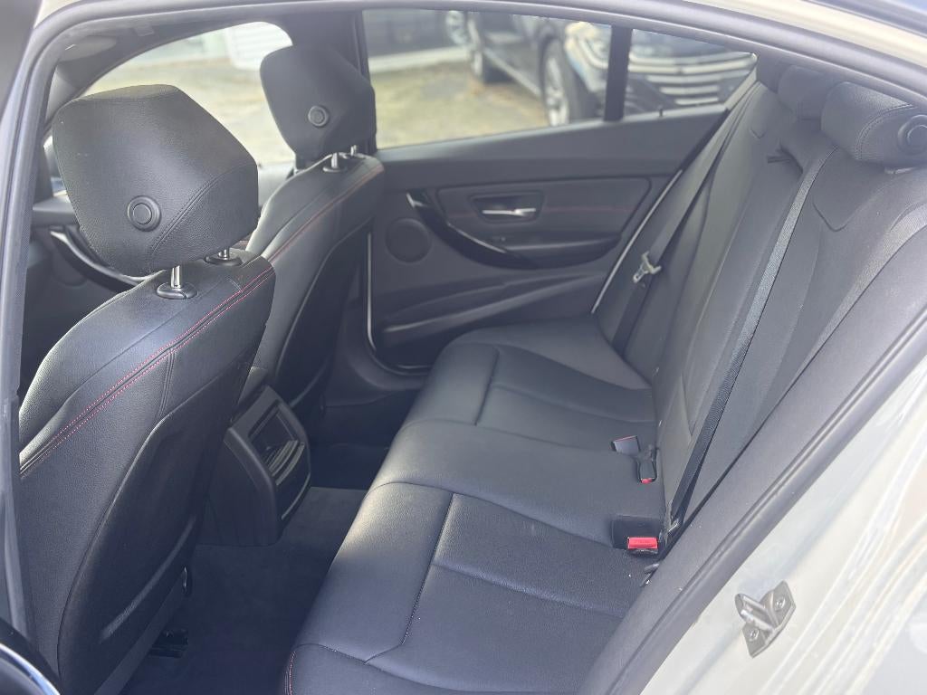 320D SPORT /LEDER/ZEER NETTE STAAT TOP ONDERHOUDEN GARANTIE, Auto's, 1995 cc, 109 g/km, Bedrijf, 3 Reeks
