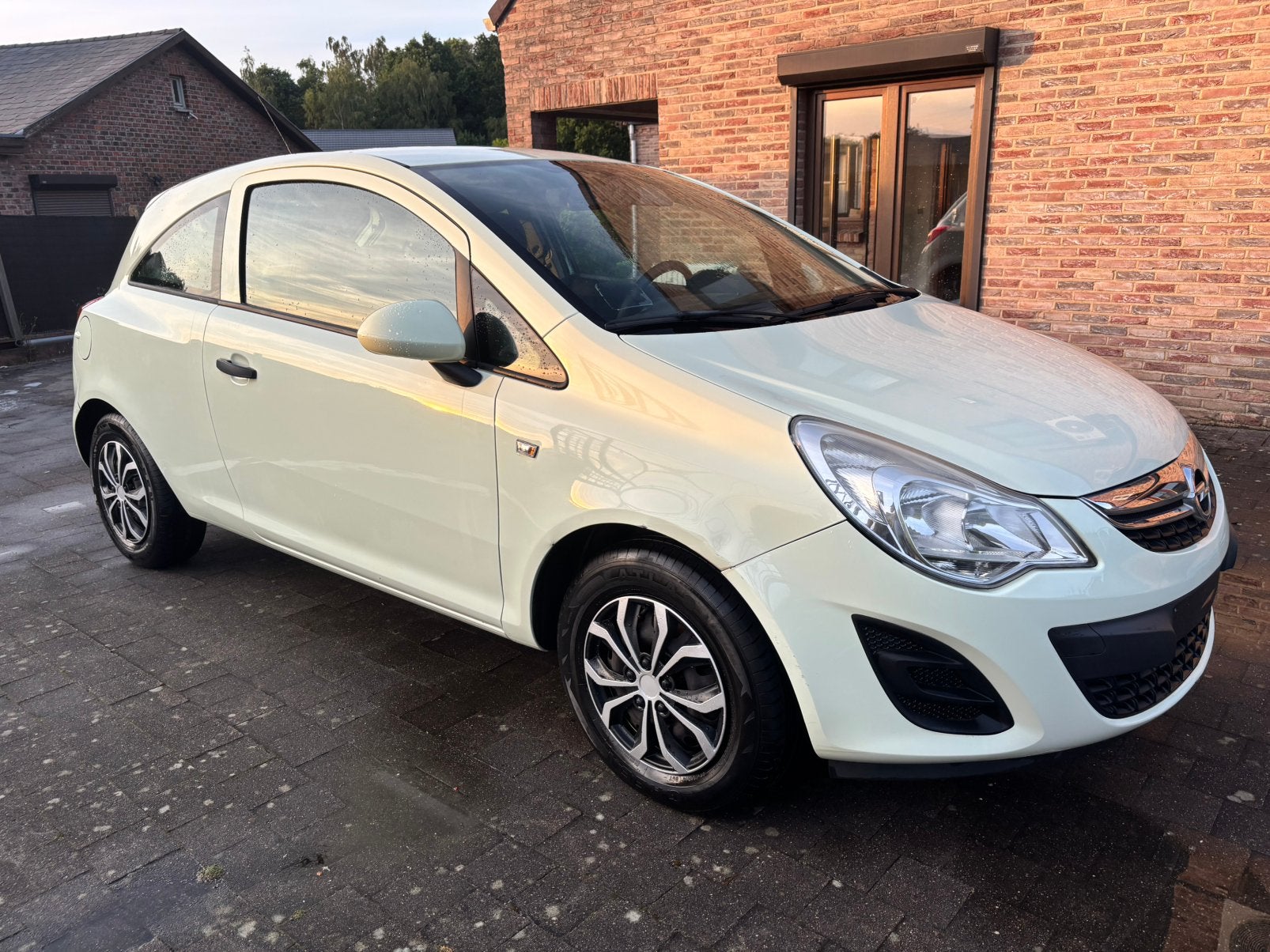 Opel corsa benzine 2012 65.000km gekeurd voor verkoop, Auto's, 1119 cc, Beige, Handgeschakeld, Particulier