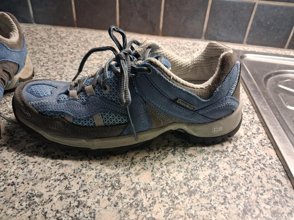 Schoenen blauw merk quechua – maat 38, Blauw, Ophalen of Verzenden, Sneakers, Quechua