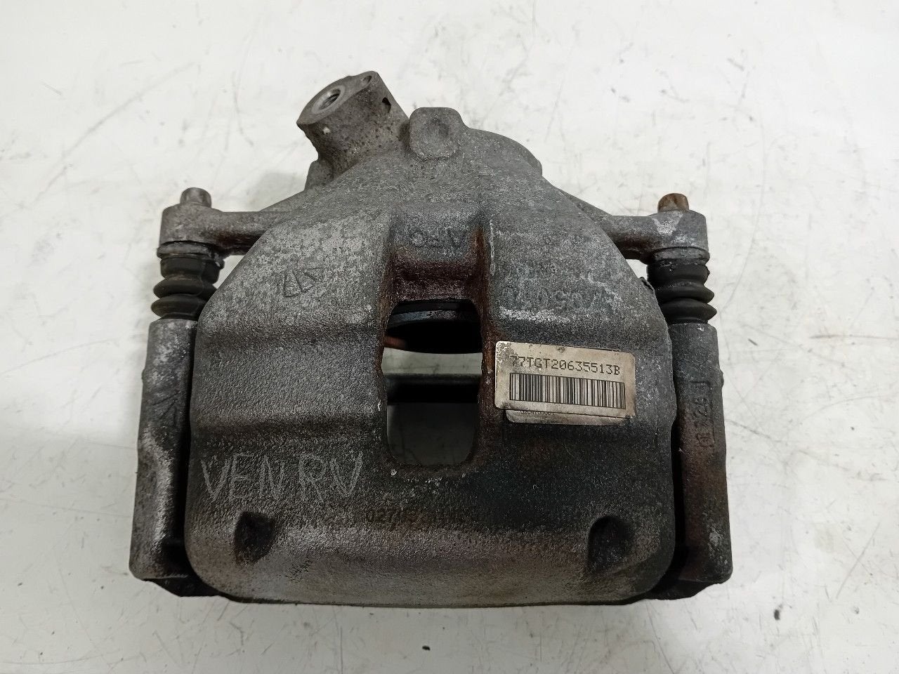 Remklauw rechts voor Peugeot 308, Onderdelen@venauto.nl, Van der Ven Autorecycling B.V., Ettenseweg 76, 4706 PB Roosendaal, The Netherlands
