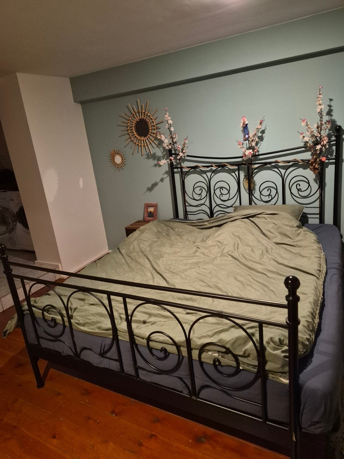 bed met lattenbodem, Ophalen, Zwart, Tweepersoons, Zo goed als nieuw