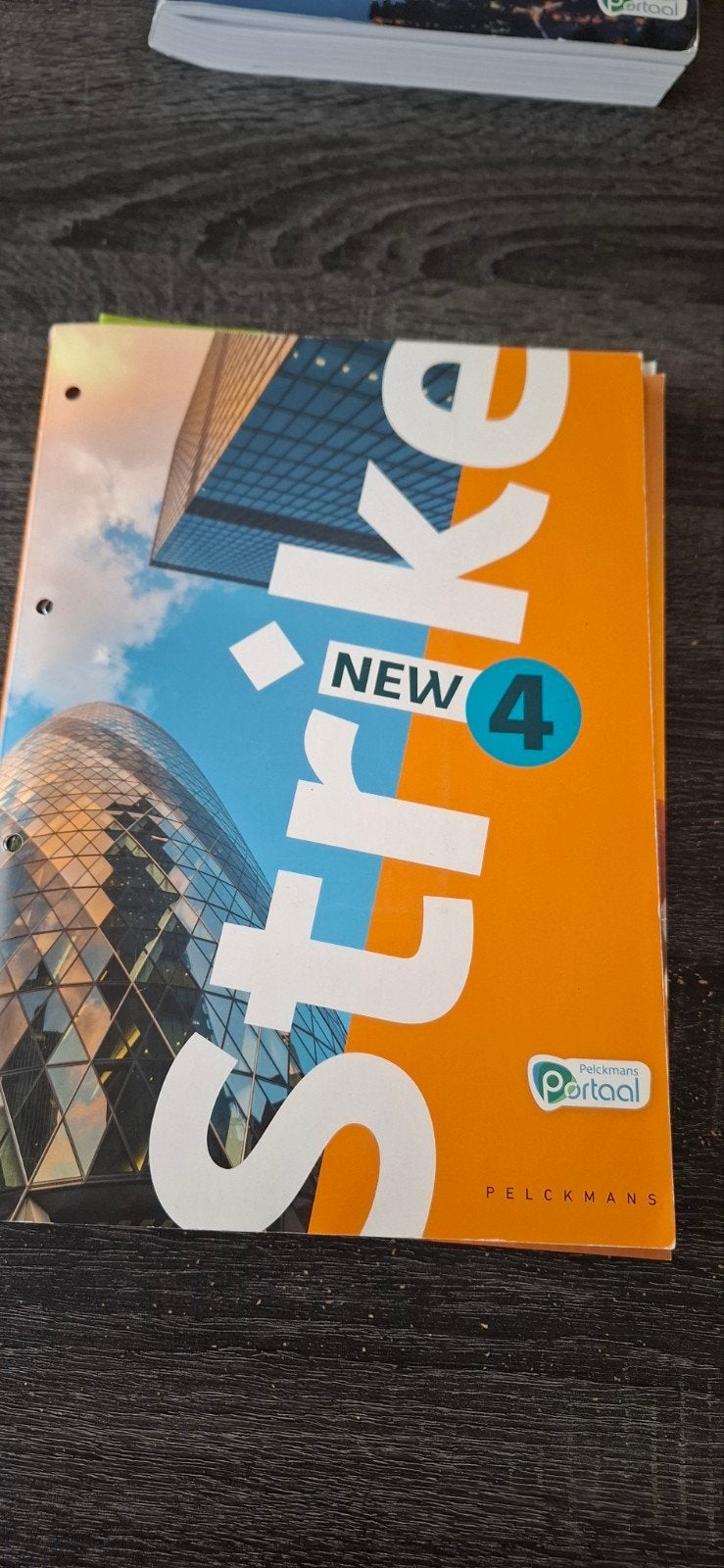 peckelmans Strike new 4 Doorstroomfinaliteit, Boeken, Ophalen, Zo goed als nieuw, Engels