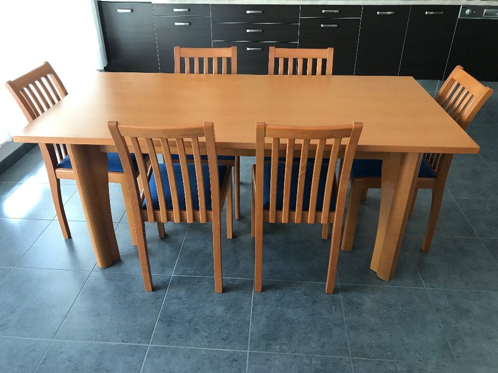 Salle à manger complète ., Enlèvement, Comme neuf, 4 à 6 chaises