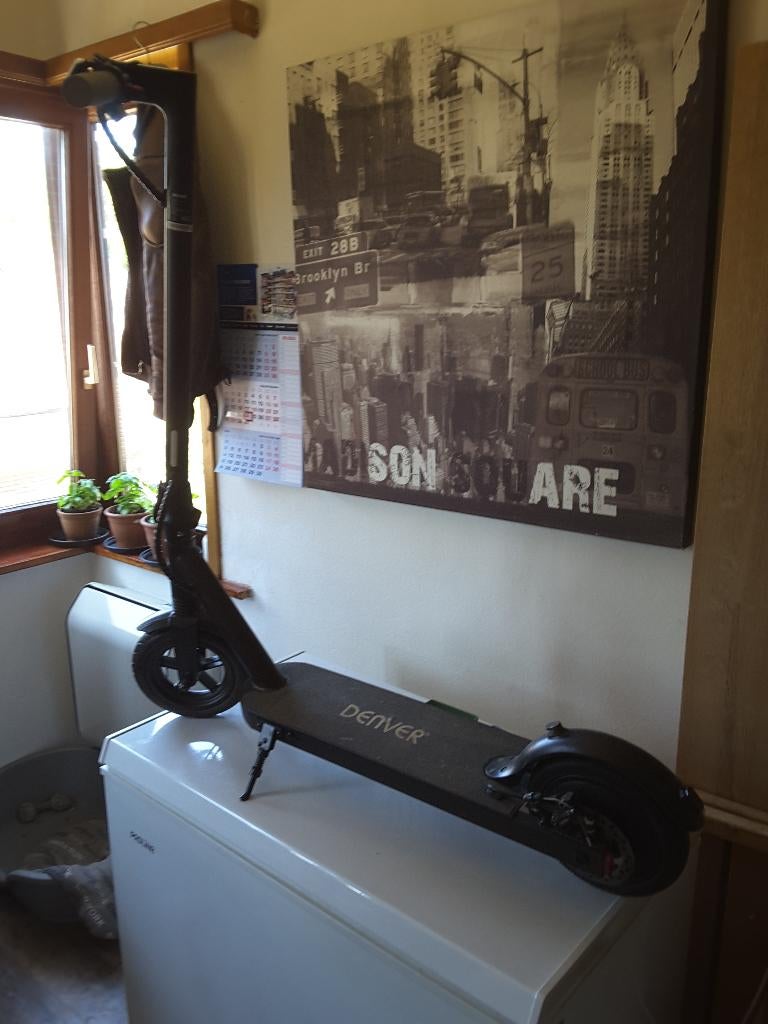 Step elektrisch, Fietsen en Brommers, Steps, Ophalen, Gebruikt, Elektrische step (E-scooter), Denver