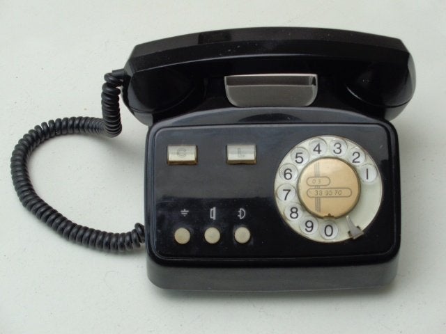 Ancien téléphone ATEA modèle 812R avec plateau tournant, Télécoms, Téléphones fixes | Filaires, Enlèvement ou Envoi, Utilisé, Avec cadran rotatif