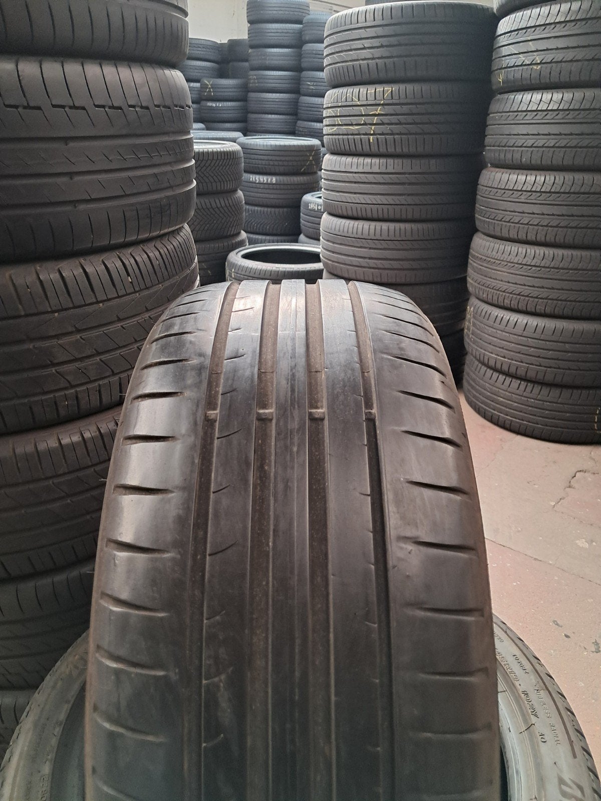 22550r17 225 50 r17 225/50/r17 DUNLOP Pirelli avec montage, Enlèvement ou Envoi