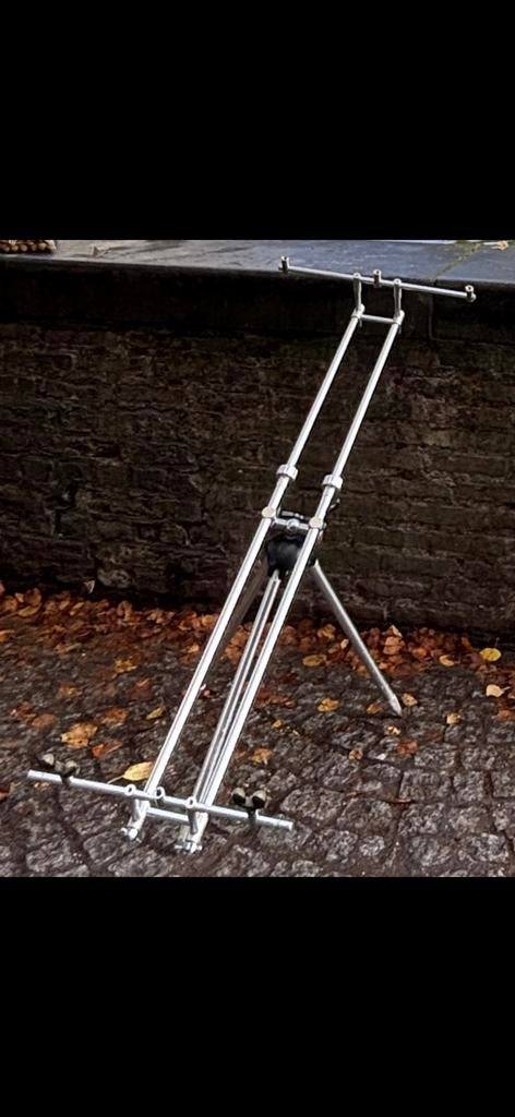 Inox tripod rodpod karpervissen, Ophalen, Zo goed als nieuw