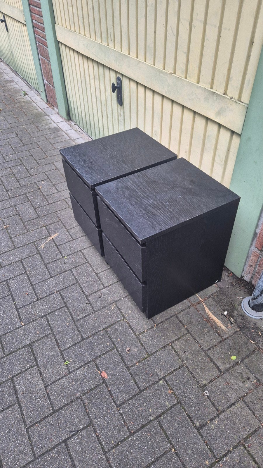Zwarte nachtkastje van ikea, Huis en Inrichting, Ophalen of Verzenden