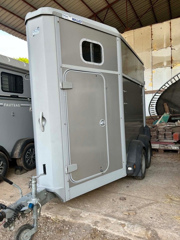 Van 1,5 Ifor Williams HB 403, Dieren en Toebehoren, Paarden en Pony's | Trailers en Aanhangwagens, Ophalen, Zo goed als nieuw