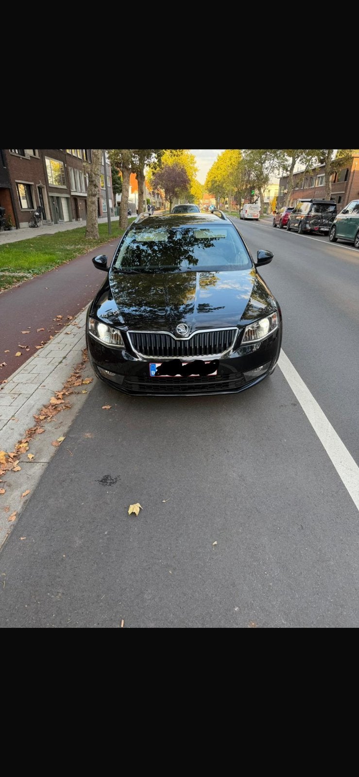 SKODA OCTAVIA 2.0TDI DSG BI-XENON EURO6, Auto's, Leder en Stof, Zwart, 5 deurs, Particulier