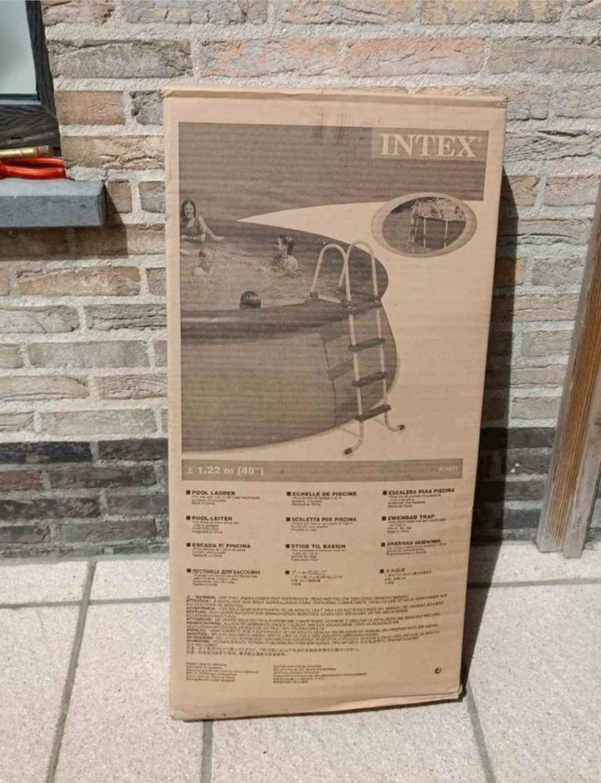 Intex zwelbadladder 122 cm, Tuin en Terras, Ophalen