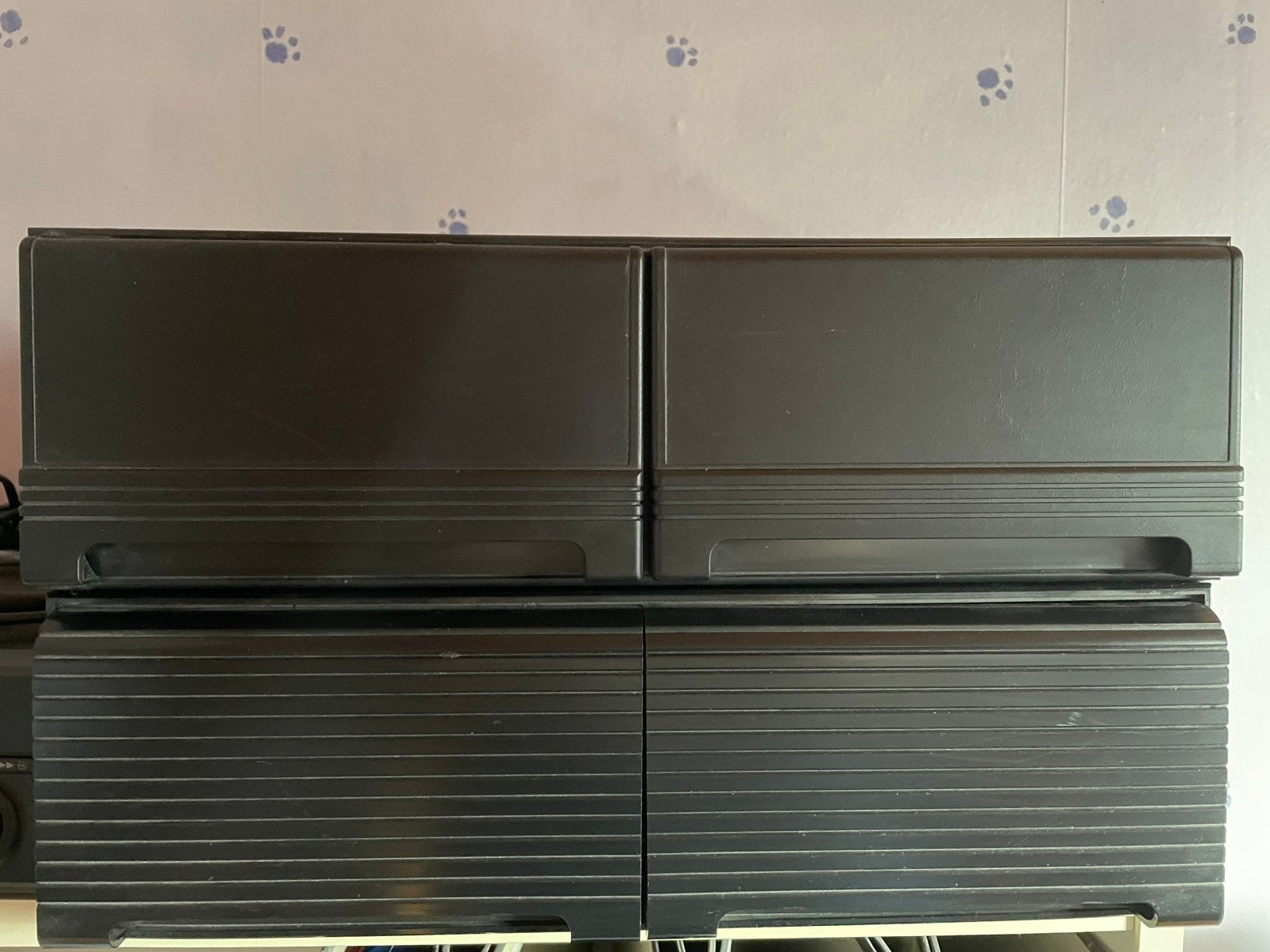 Opbergers voor VHS videobanden 2 stuks, Ophalen, Gebruikt