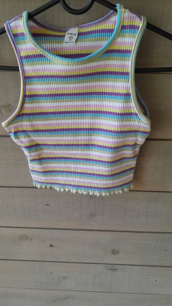 Topje, Kinderen en Baby's, Kinderkleding | Maat 128, Ophalen of Verzenden, Zo goed als nieuw