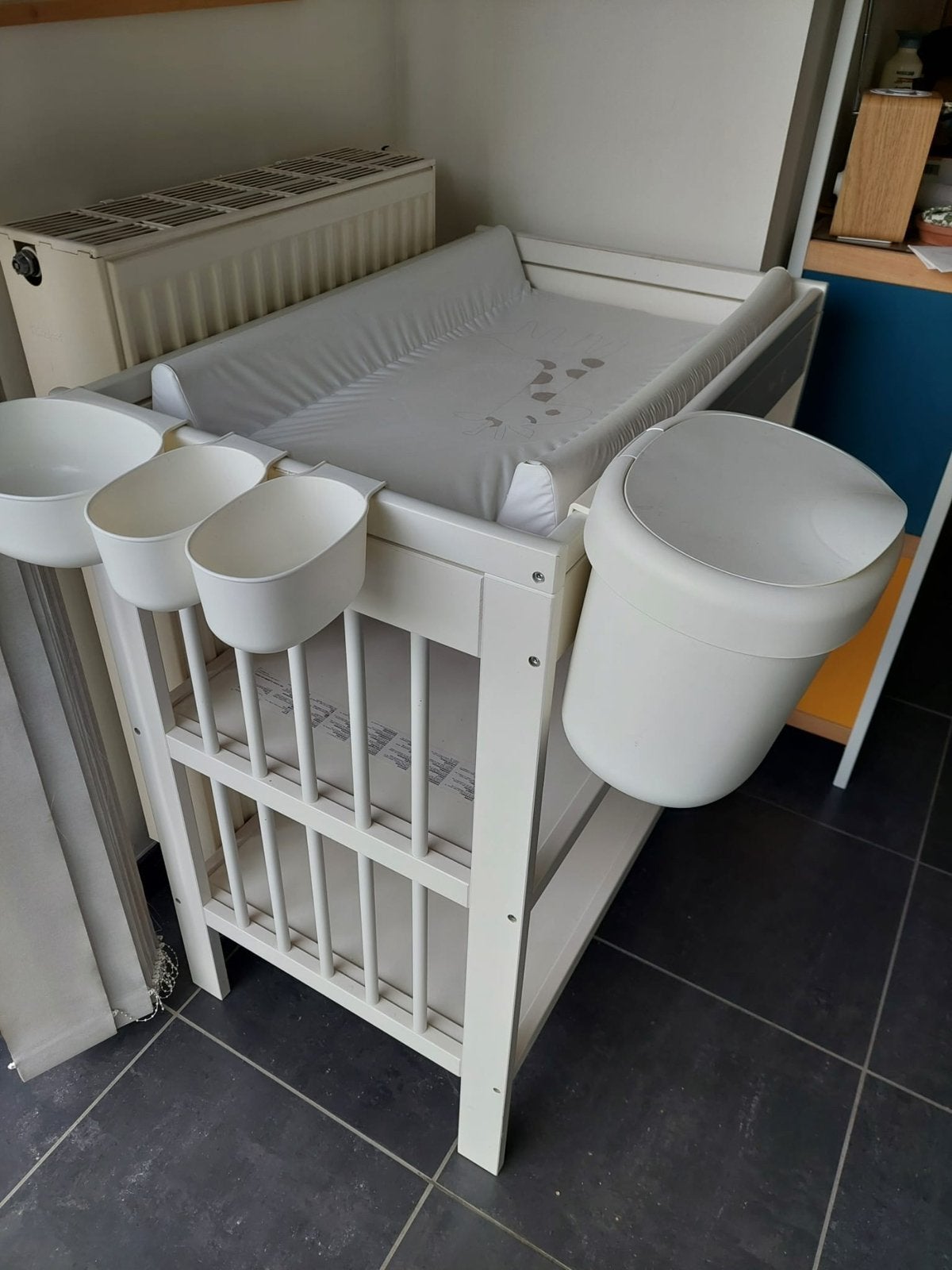 Ververstafel verversmat, emmer en 3 bakjes voor babyspullen, Kinderen en Baby's, Ophalen, Gebruikt
