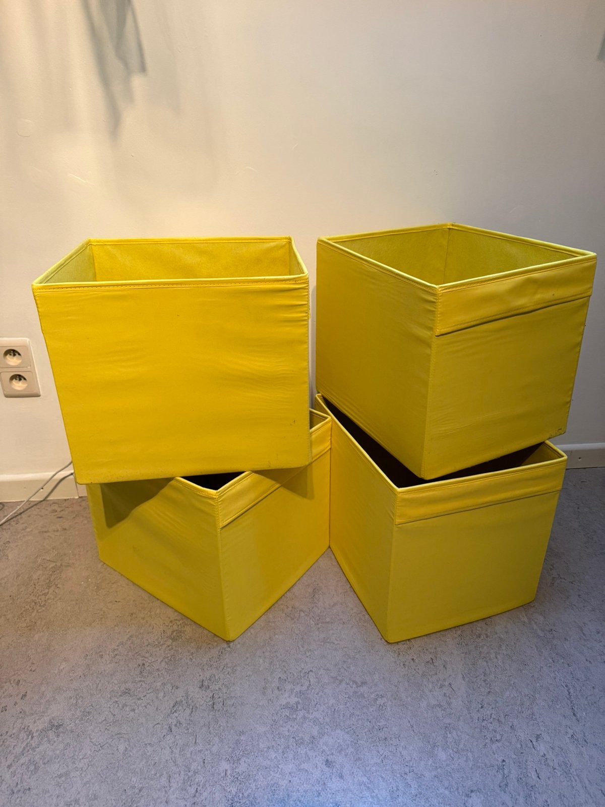 Gele mandjes ikea, Textile, Carré, Enlèvement, Panier