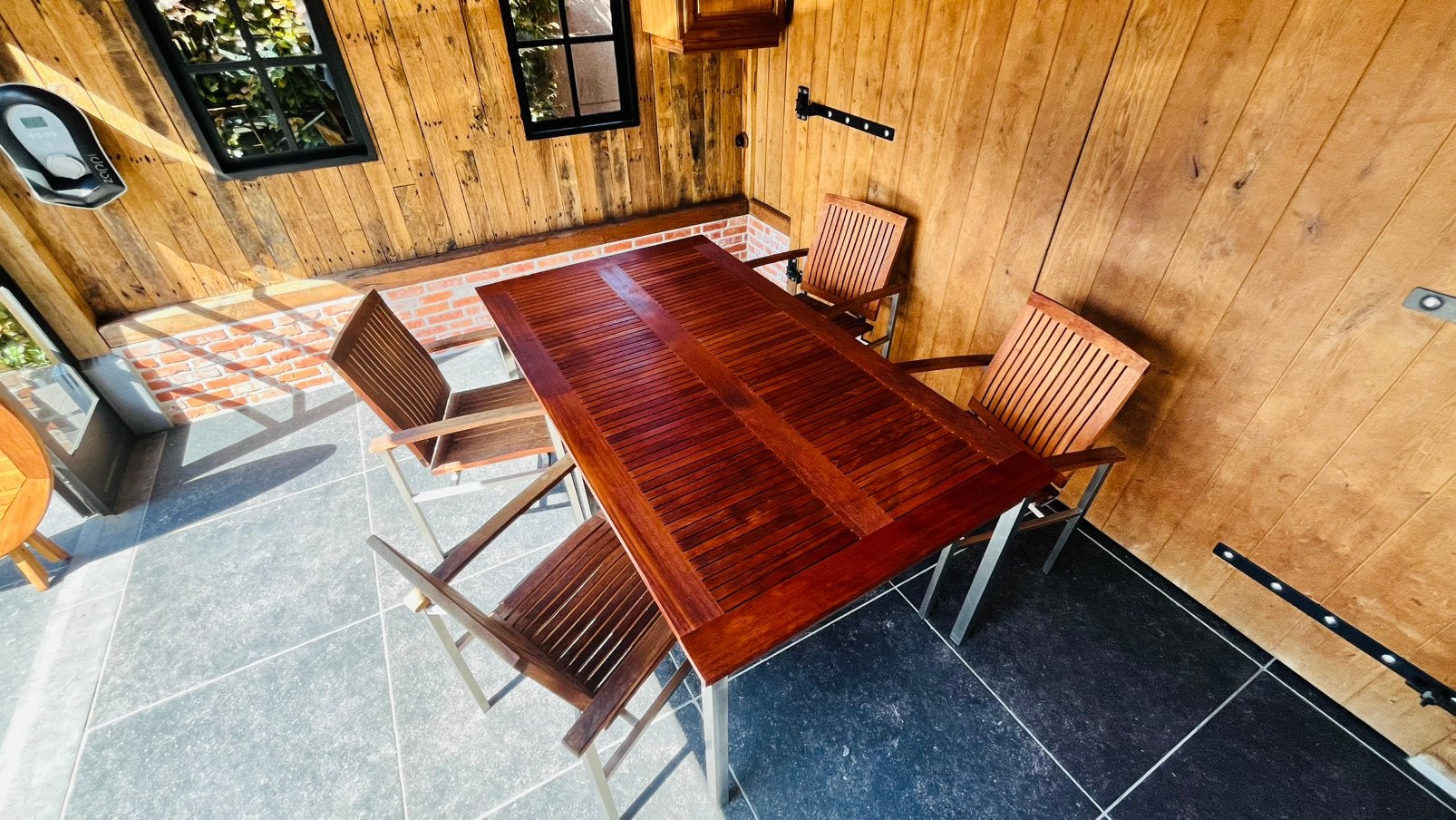 Tafel, Enlèvement, Comme neuf