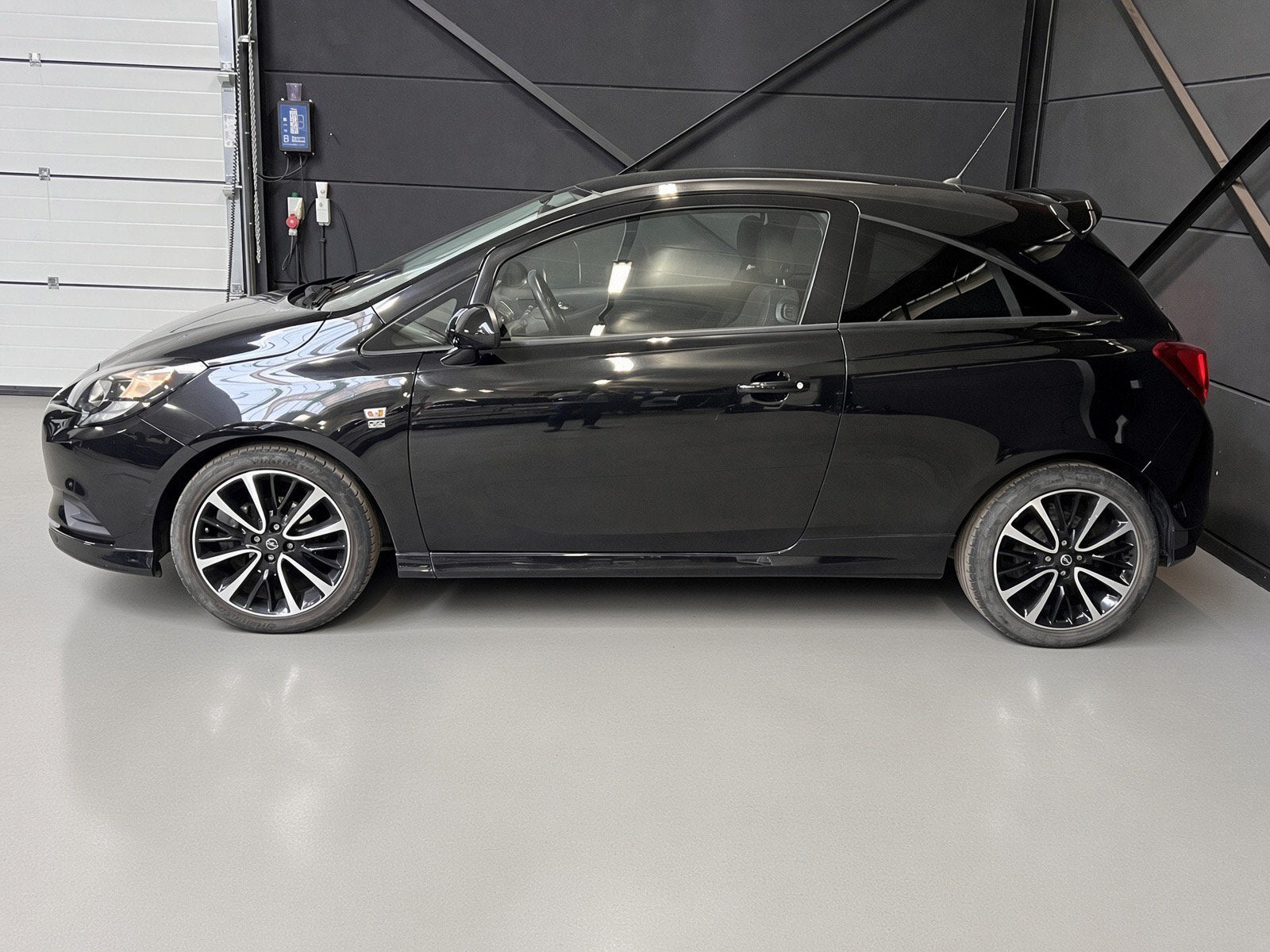 Opel Corsa-e 1.4 benzine OPC-line, bj2017, 94.000km, Auto's, Opel, Stof, Zwart, Bedrijf, 1400 cc