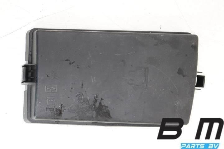 Deksel zekeringskast motorruimte VW Golf 7 5Q0937132A, Utilisé