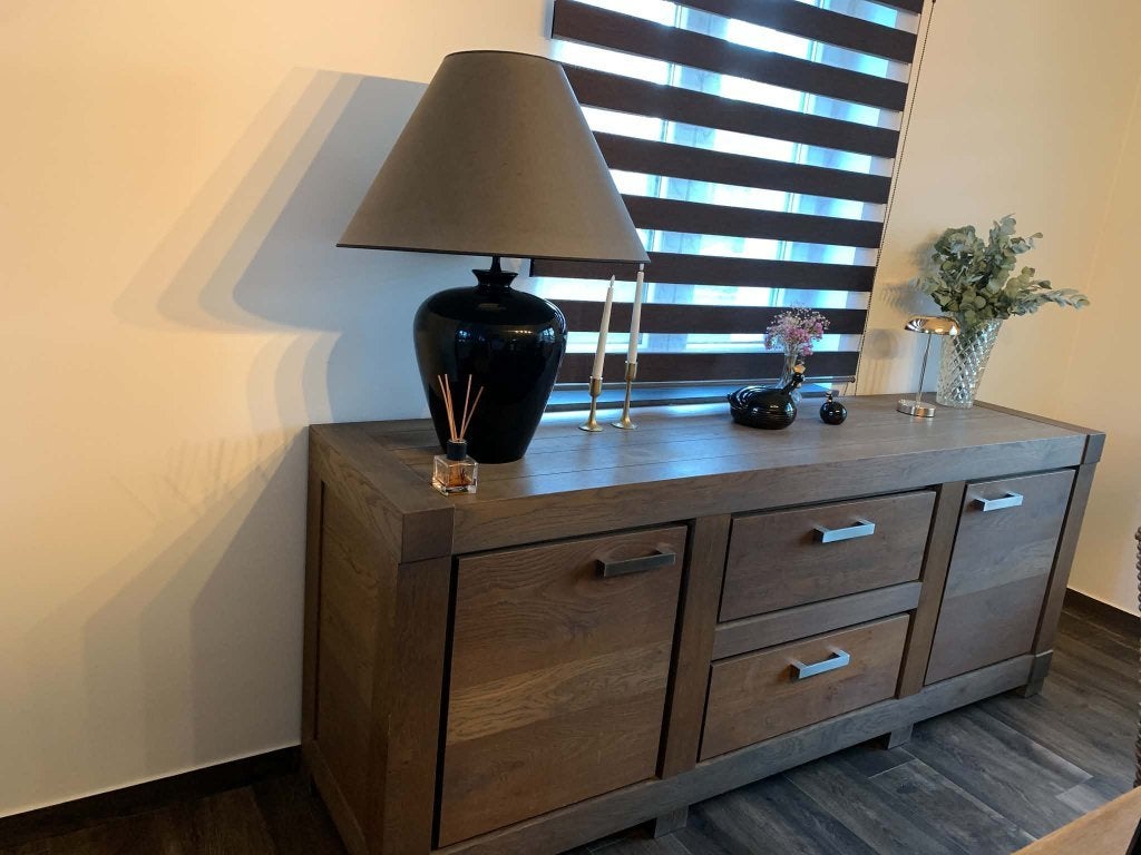Grand buffet en bois massif 220 cm, Maison & Meubles, Avec tiroir(s), 200 cm ou plus, Classique en bois massif, Comme neuf