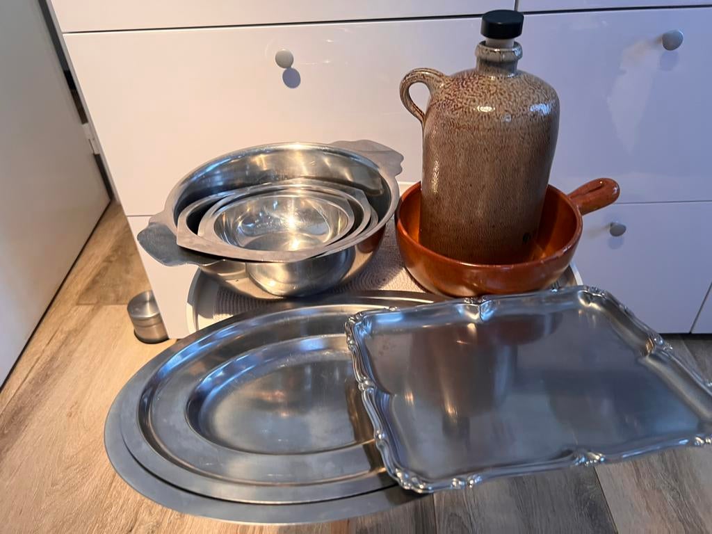 Keuken gerief en jenever kan, Ophalen