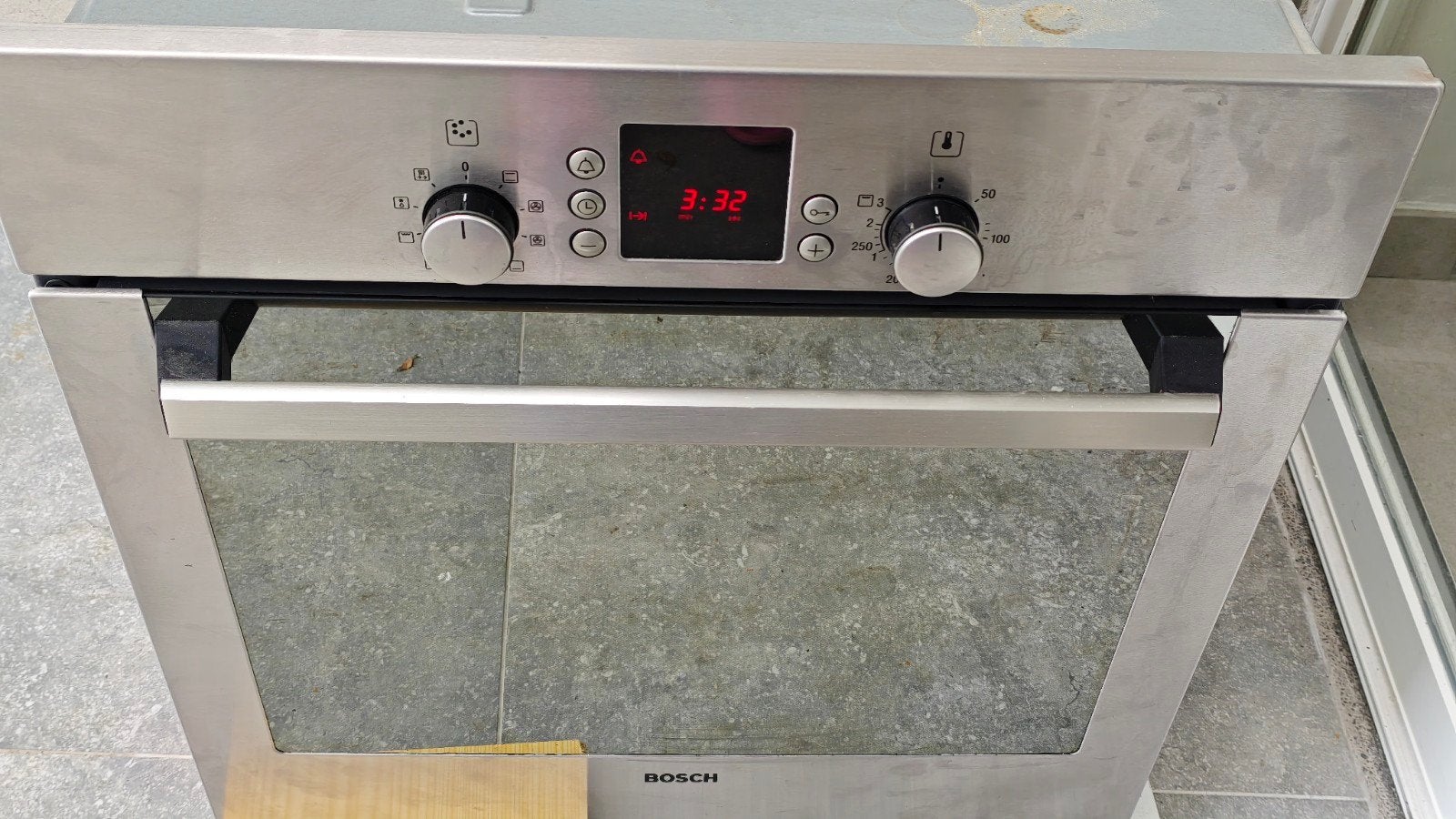 Bosch Inbouwoven RVS met handige Uitschuifdeur werkt perfect, Ophalen, Oven, Bosch, Zo goed als nieuw