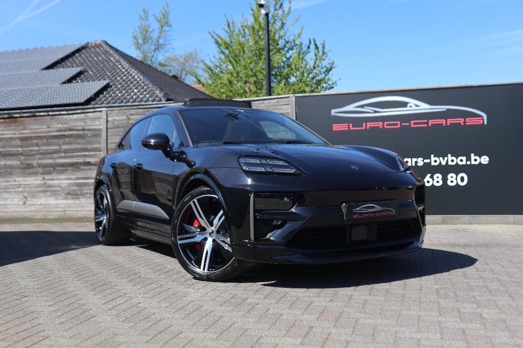 Macan e Turbo/Headup/Pano/Luchtv/Matrix/Bose/Leder/Chrono, Auto's, Porsche, Automaat, USB, 470 kW, Zwart