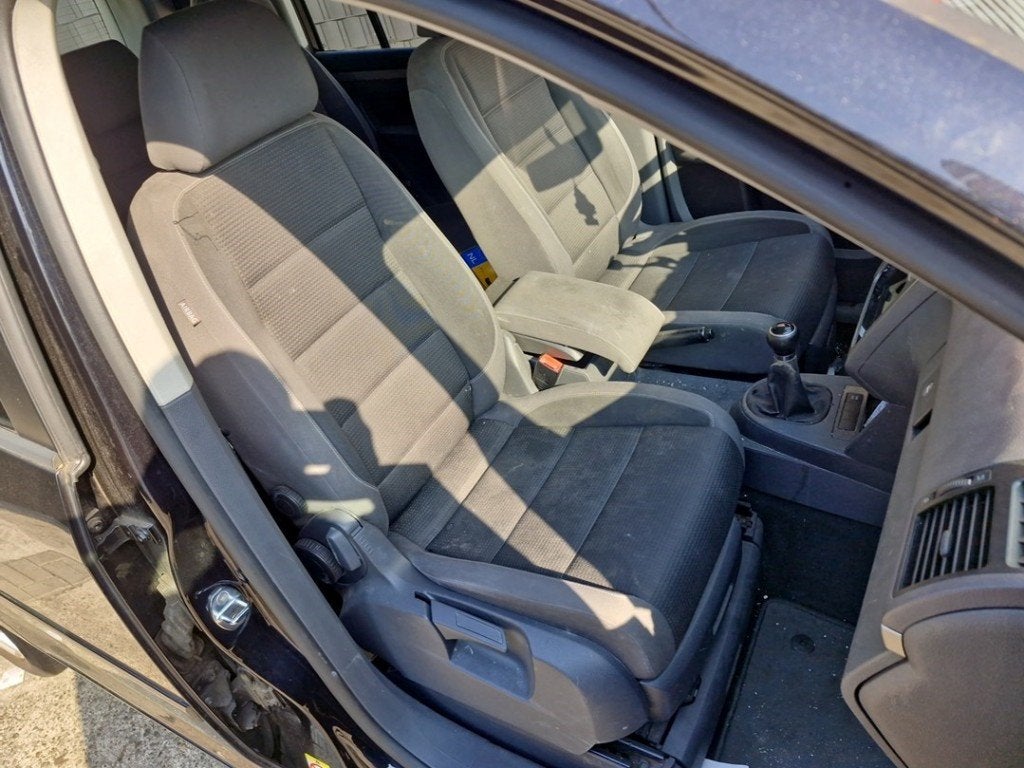 SIEGE AVANT DROIT ( PASSAGER ) Volkswagen Touran (1T1 / T2), Autos : Pièces & Accessoires, Volkswagen, Volkswagen AG, Utilisé