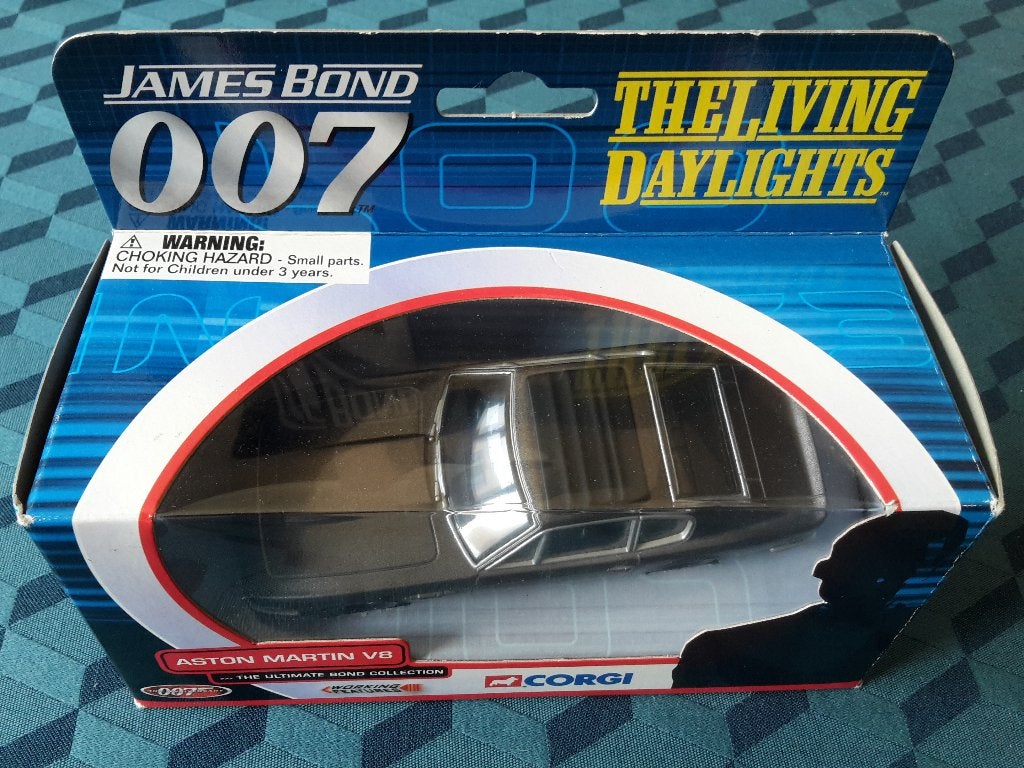 James Bond modelauto Aston Martin V8 nieuw in doosje, Corgi, Ophalen of Verzenden, Nieuw, Auto, Corgi