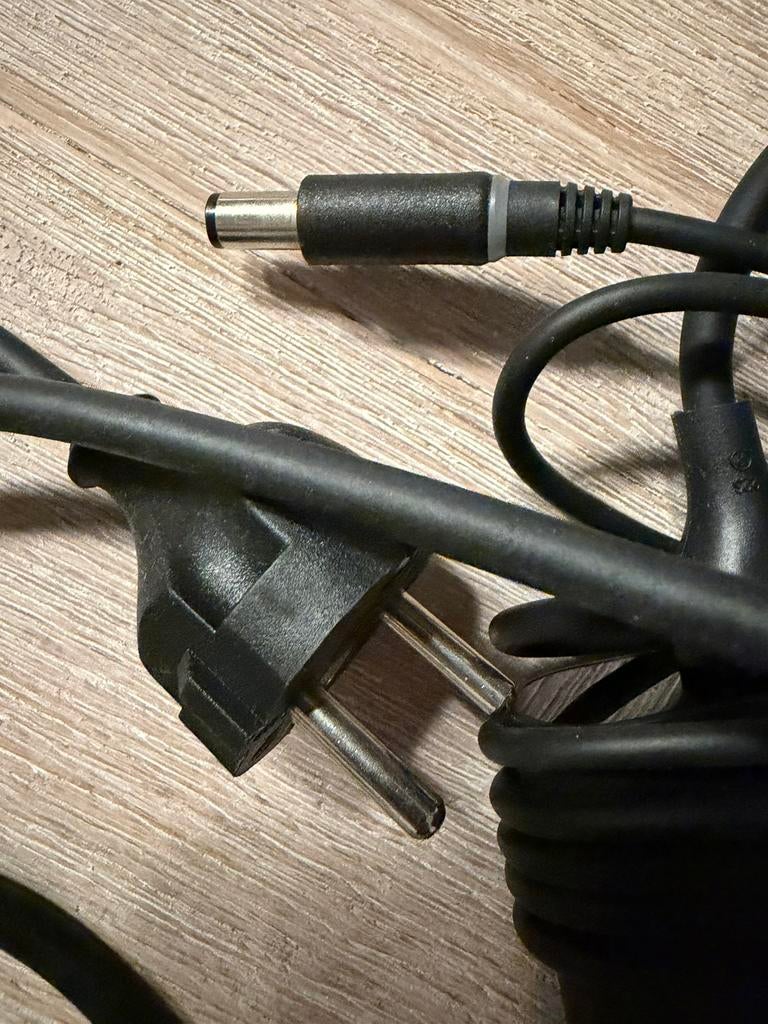 Hp lader, Ophalen of Verzenden, Zo goed als nieuw