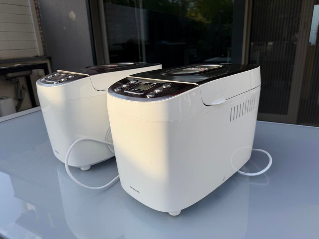 2 machines à pain - Silvercrest, 800 à 1200 grammes de pâte, Enlèvement, Avec minuteur, Plus de 10 programmes