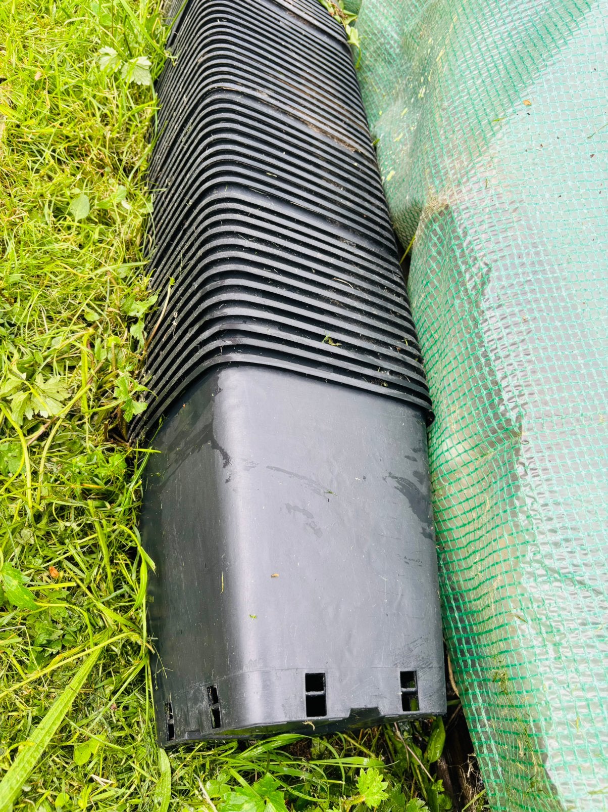pots de culture plastique de 11 litres, Ophalen, Zo goed als nieuw