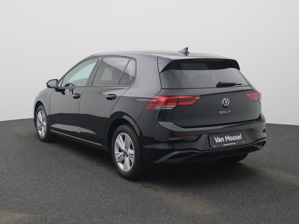 Volkswagen Golf VIII 1.0 TSI 81kW Life CARPLAY | CAMERA | AC, Auto's, Voorwielaandrijving, Stof, Gebruikt, Zwart
