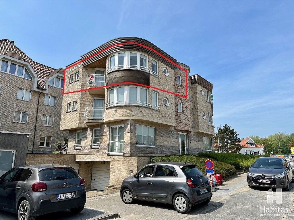 Instapklaar en volledig gemeubeld hoekappartement, 50 m² of meer