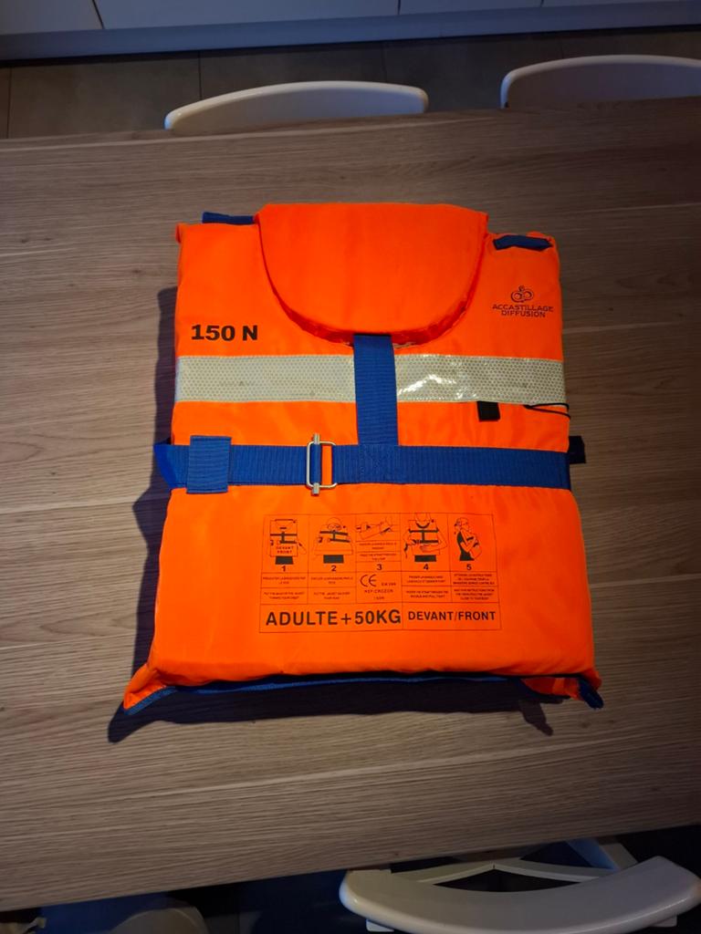 Reddingsvesten 2x 150N, Watersport en Boten, Watersportkleding, Ophalen of Verzenden