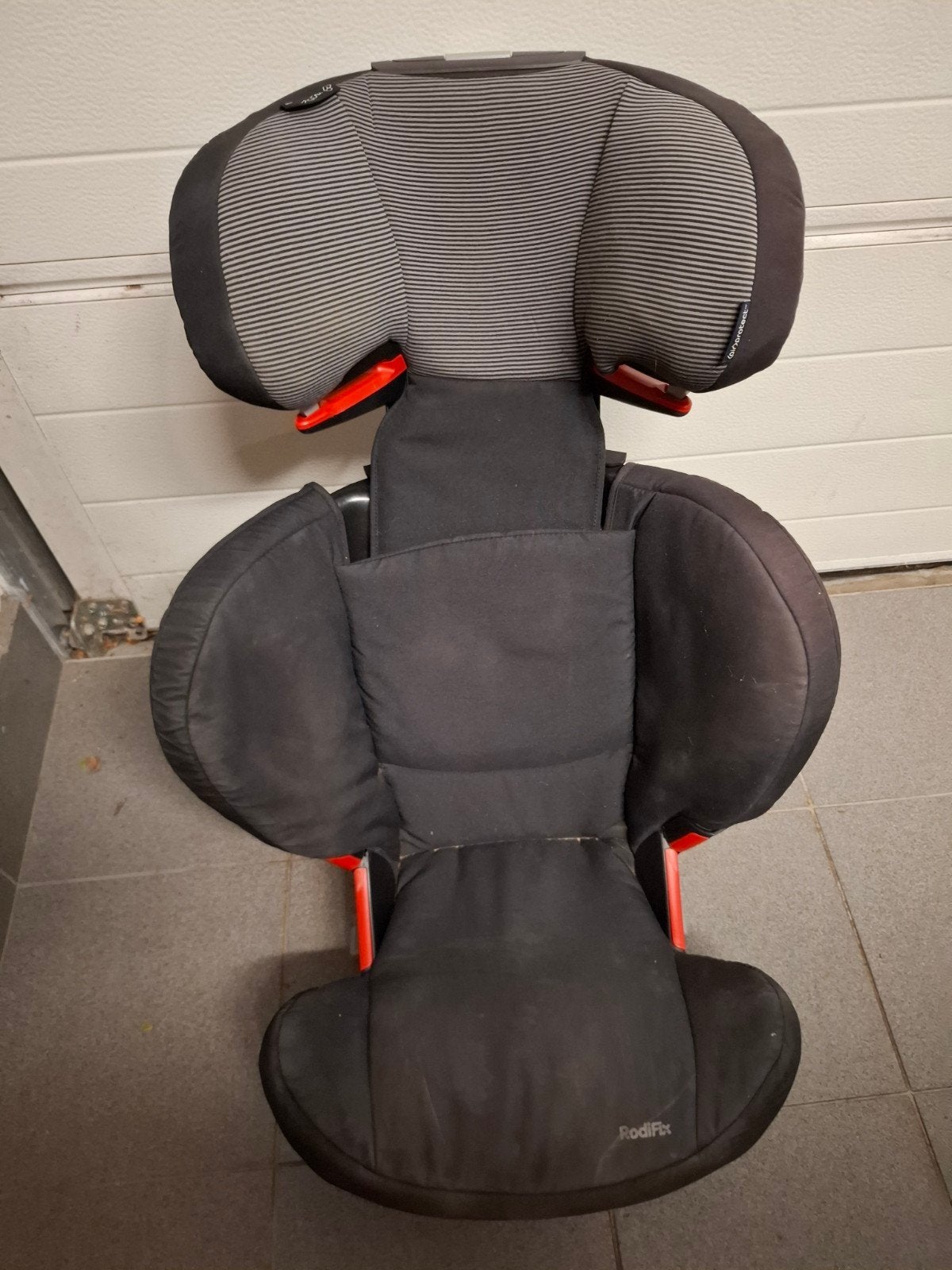 Maxi cosy rodifix isofix groep 2/3, Kinderen en Baby's, Ophalen, Gebruikt, Verstelbare rugleuning, Isofix