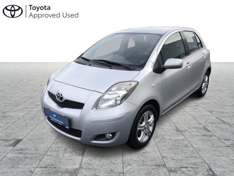 Toyota Yaris Comfort /London, Argent ou Gris, Achat, Entreprise, Boîte manuelle