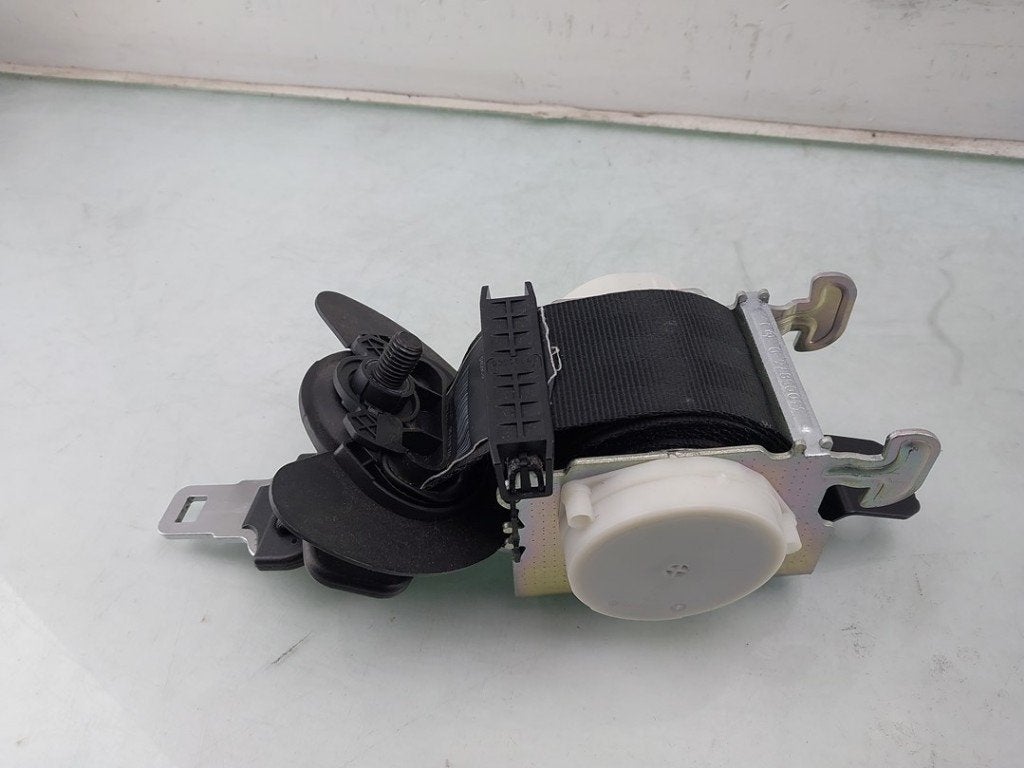 CEINTURE DE SECURITE ARRIERE CENTRALE 5008 I (0A / 0E), Utilisé, Peugeot